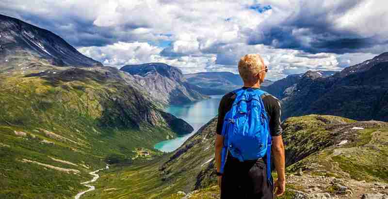 8 Best Hiking Trails Around The World